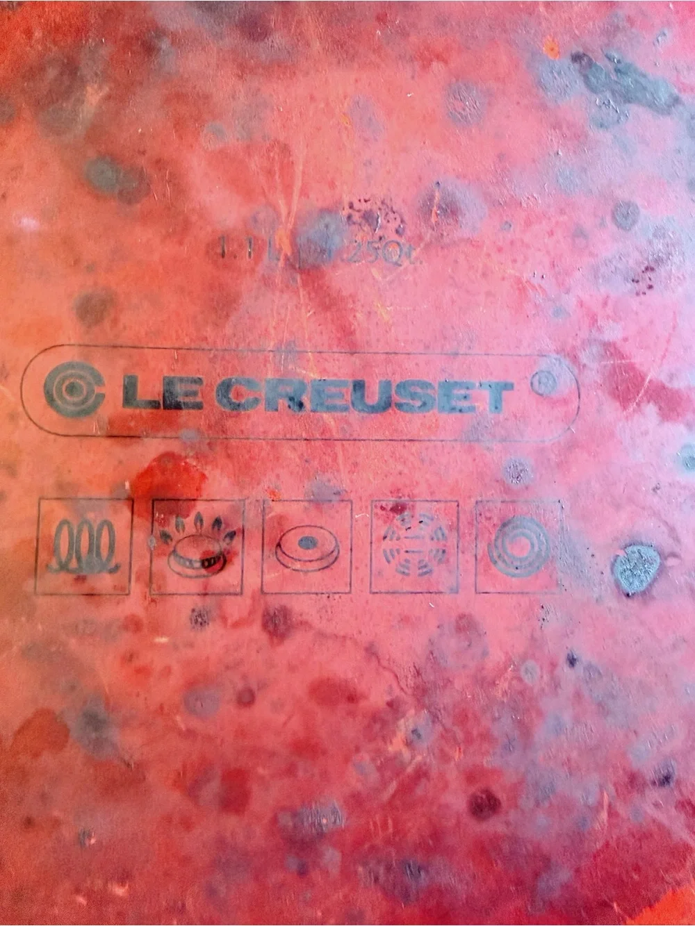 Le Creuset Red Enamel Whistling Tea Kettle 1.1 Qt 2501 Classic Stove Top